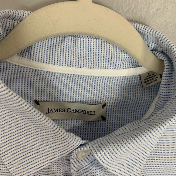 James Campbell blue and white collared short sleeve button down. Size L - Picture 3 of 9